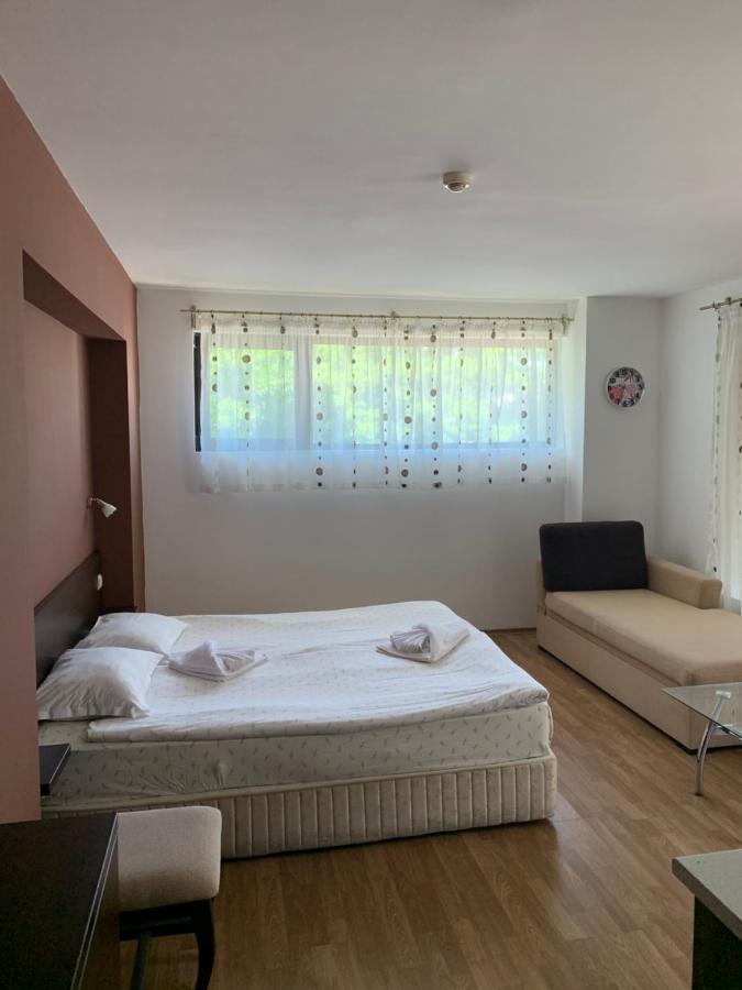 Къща За Гости Екстаси Primorsko Exteriör bild